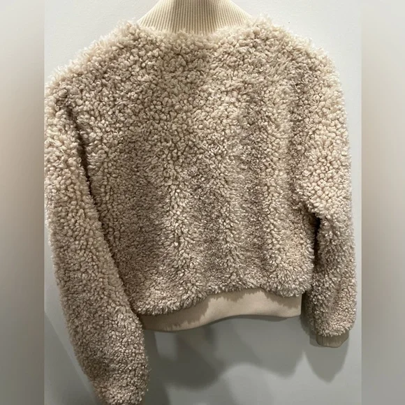 Fleece zip up - Picture 2 of 4